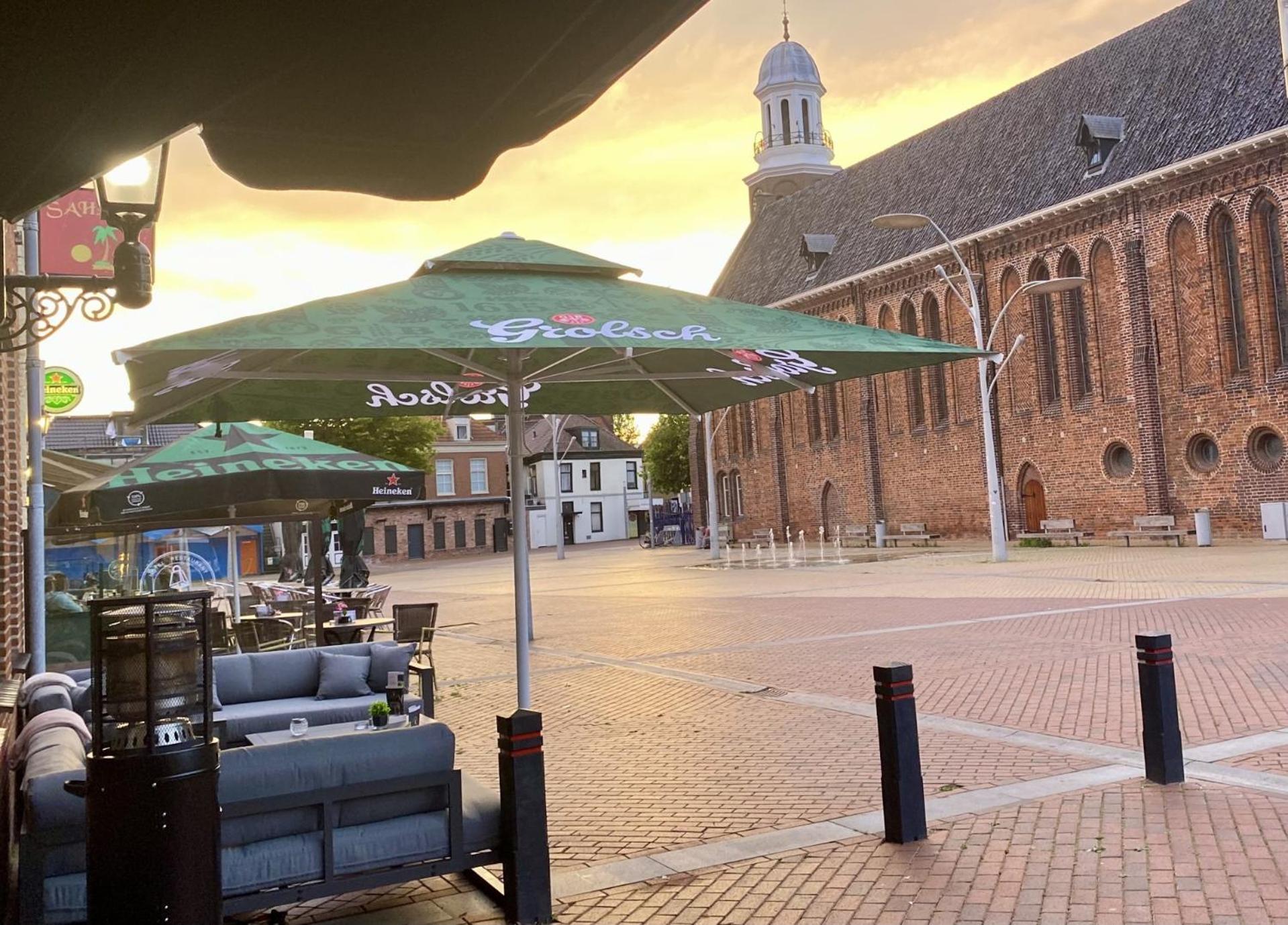 Hotel Restaurant 'T Ronde Loegh Winschoten Exterior foto